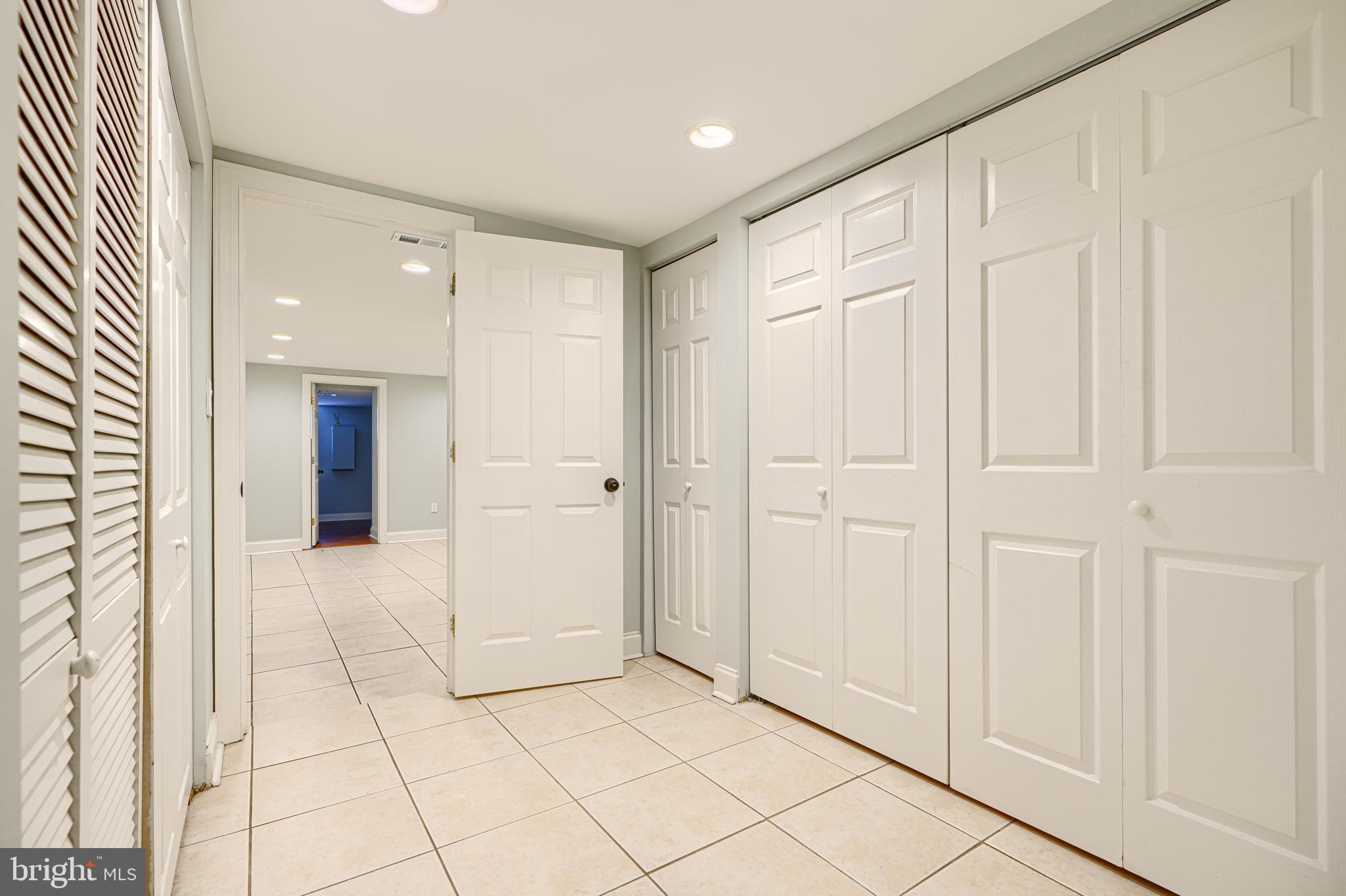 4126 Falls Road Baltimore, MD 21211 - Photo 28 of 35