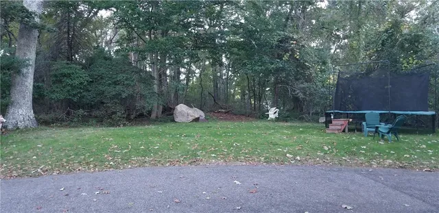 $2,400 | 5443 Post Road, Unit 2, Charlestown, RI 02813