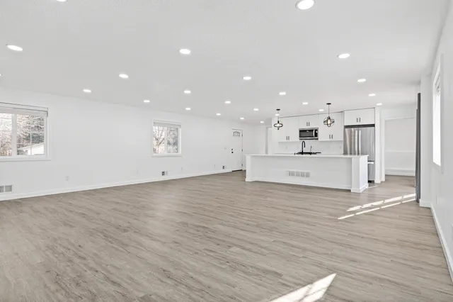 $500,000 | 8011 Elbe Street, Circle Pines, MN 55014