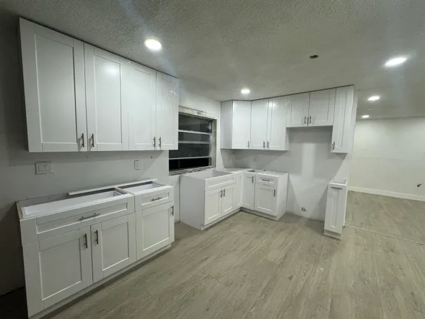 $3,500 | 6260 Southwest 6th Street, Margate, FL 33068