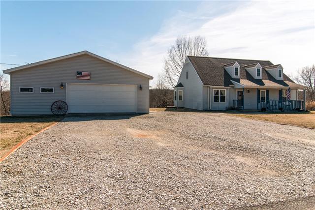 106 Pheasant Hollow Road Dickson, TN 37055 - Photo 2 of 19 Gorgeous Two Story Cape Cod house with detached 2 car Garage