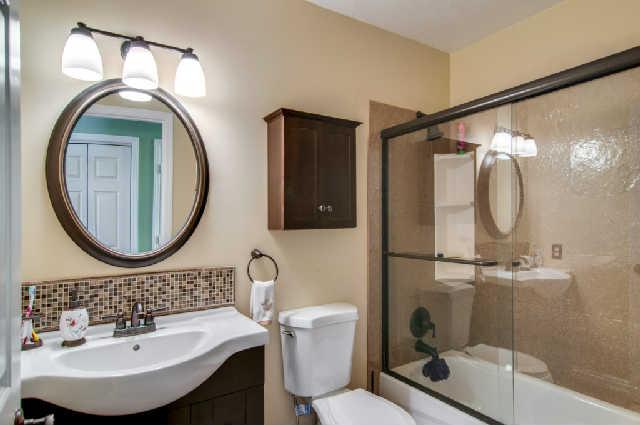 106 Pheasant Hollow Road Dickson, TN 37055 - Photo 10 of 19 Beautiful updated full bathroom