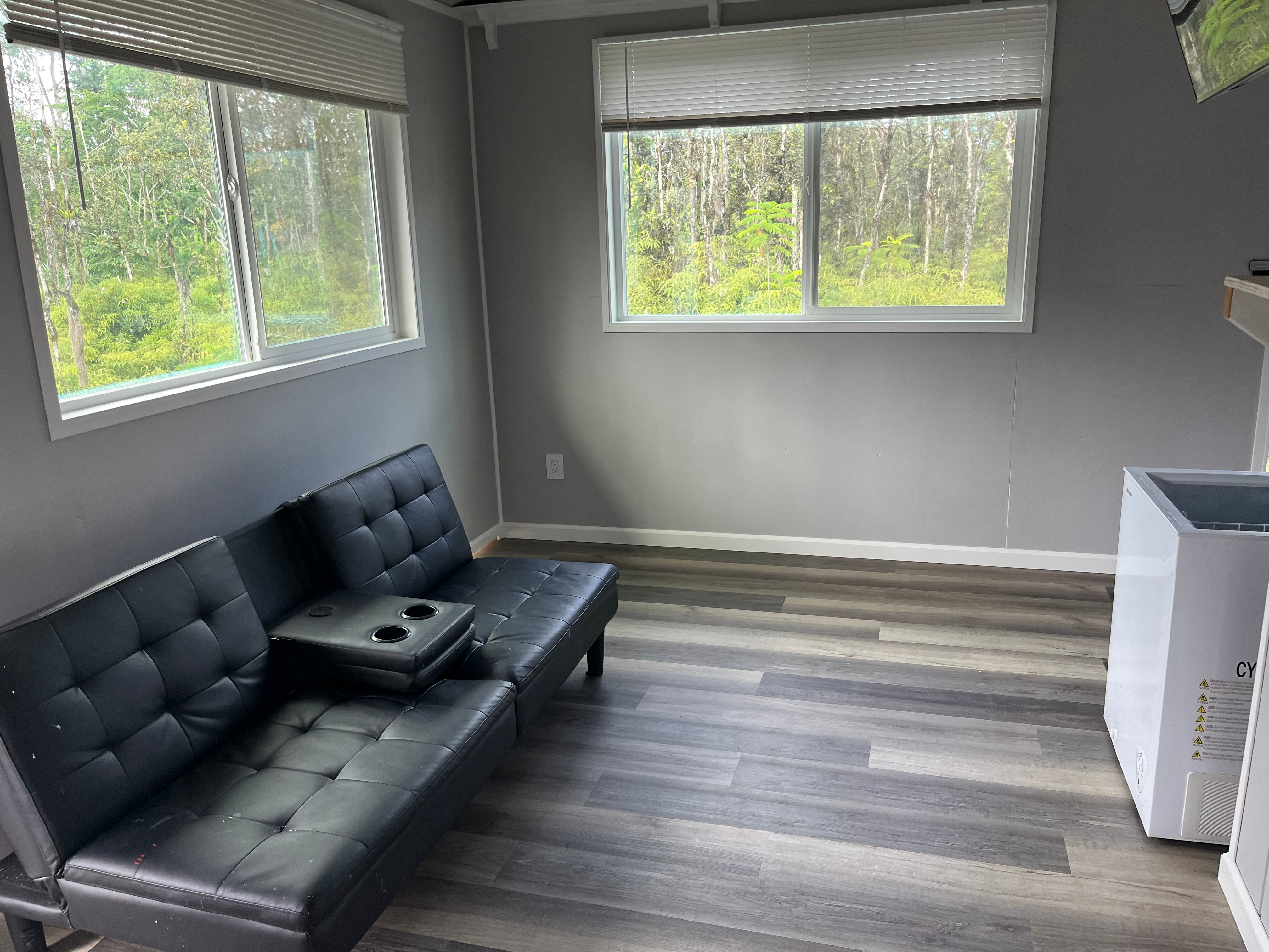14-3475 Tutu Lane Pahoa, HI 96778 - Photo 7 of 26 a living room with furniture and a window