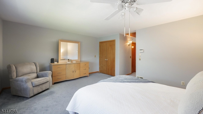 675 Raritan Road, Unit 26 Clark, NJ 07066 - Photo 16 of 31