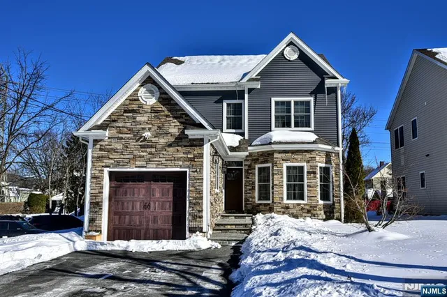 $899,000 | 130 Reich Avenue, Mahwah, NJ 07430