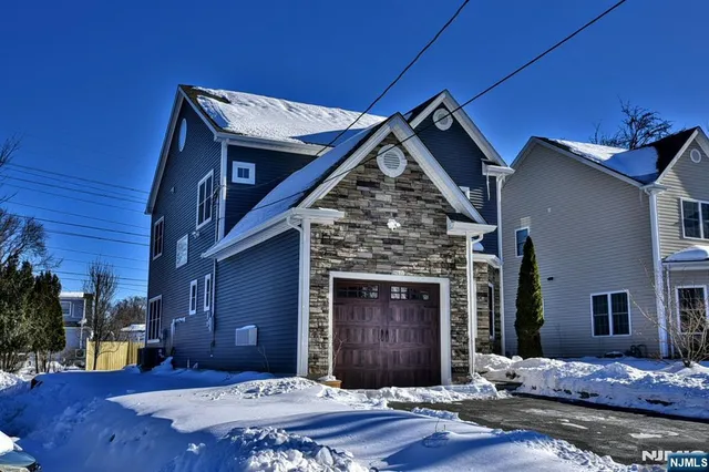 $899,000 | 130 Reich Avenue, Mahwah, NJ 07430