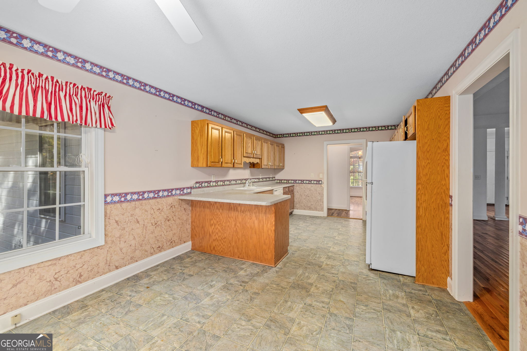 161 Springbrook Drive Cornelia, GA 30531 - Photo 9 of 35