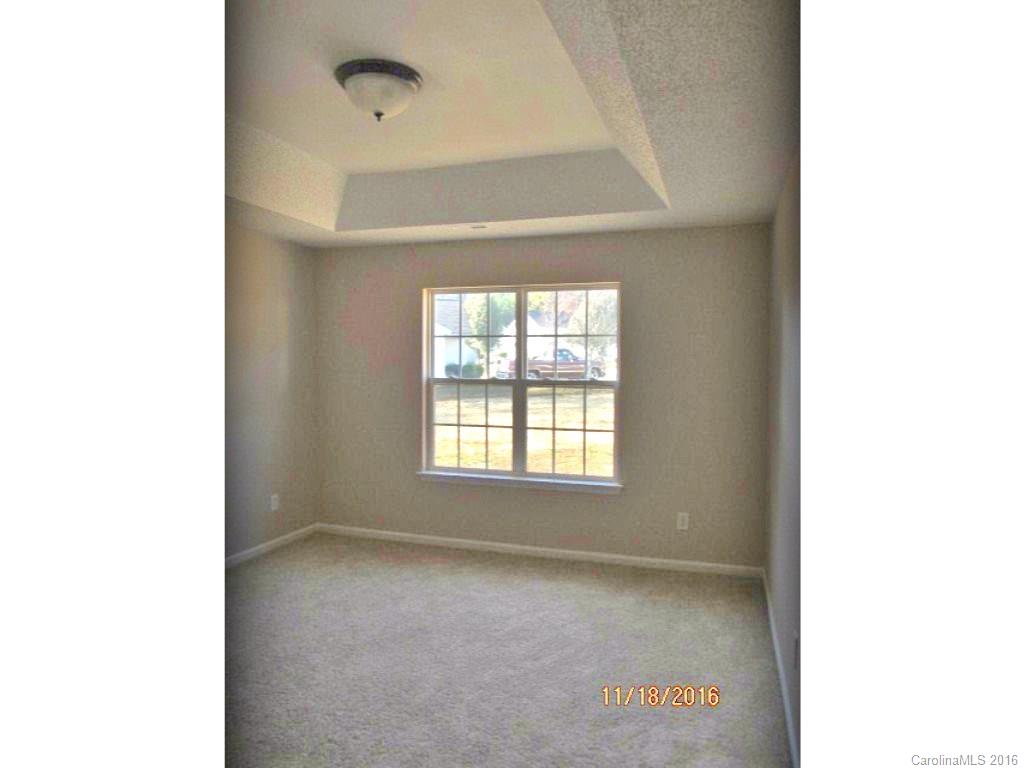 5051 Elizabeth Road Charlotte, NC 28269 - Photo 14 of 16