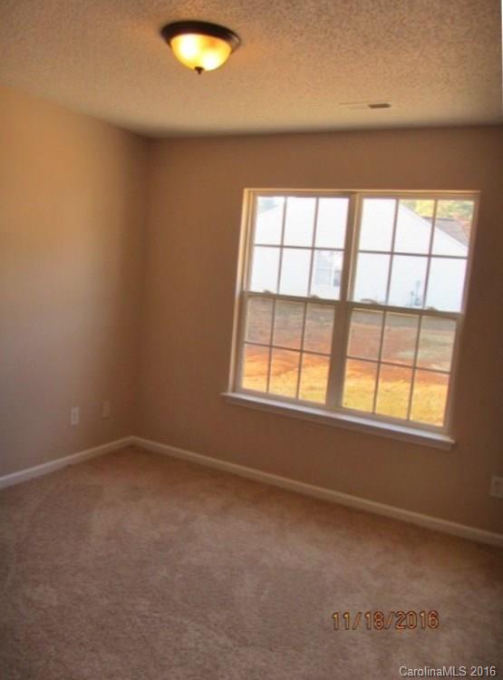 5051 Elizabeth Road Charlotte, NC 28269 - Photo 4 of 16