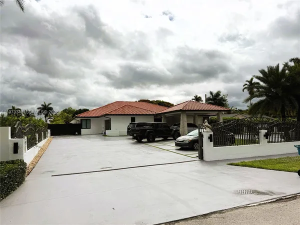 $2,300,000 | 3265 Southwest 129th Avenue, Miami, FL 33175