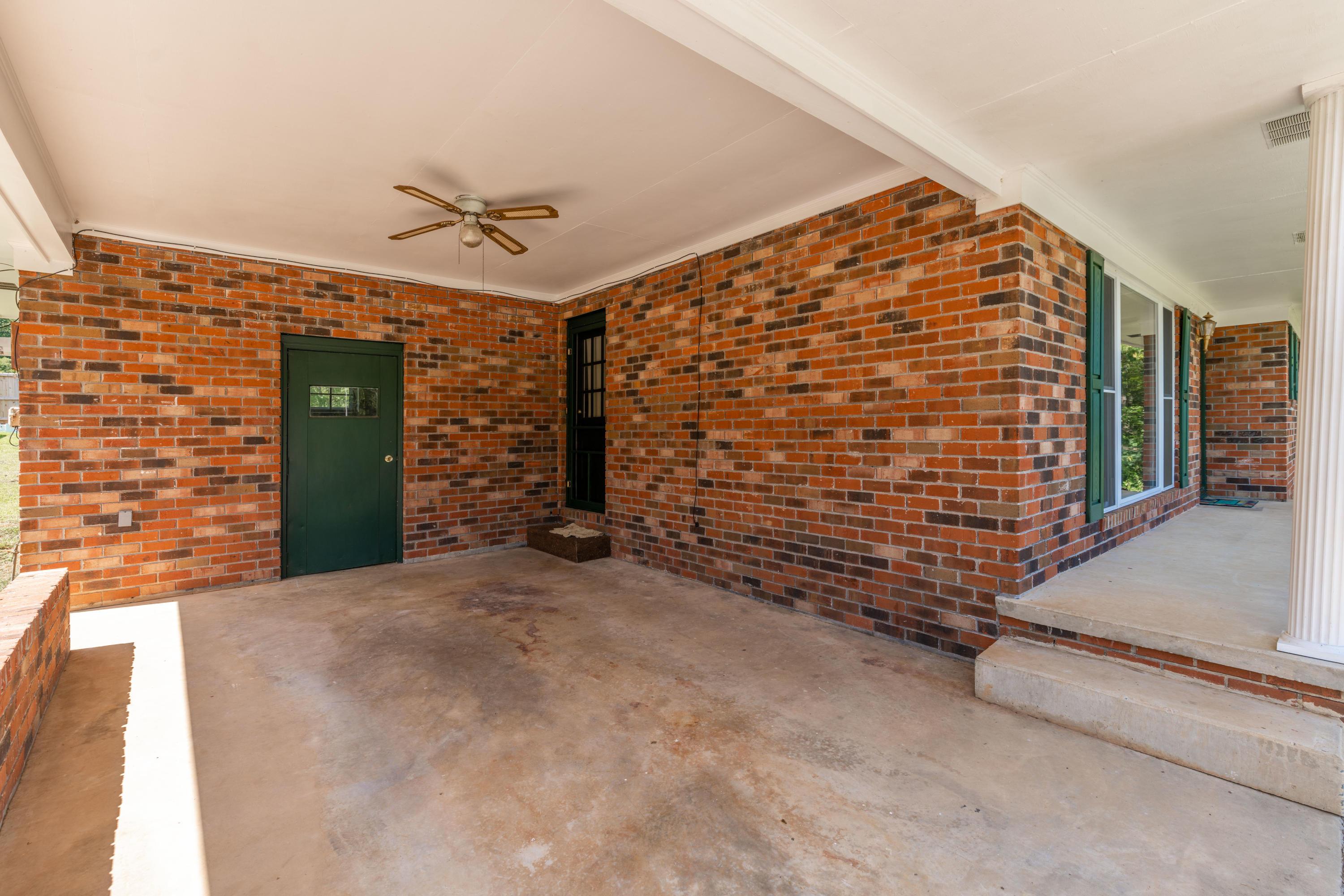 340 Pine Street Spring City, TN 37381 - Photo 27 of 37 D85_8460