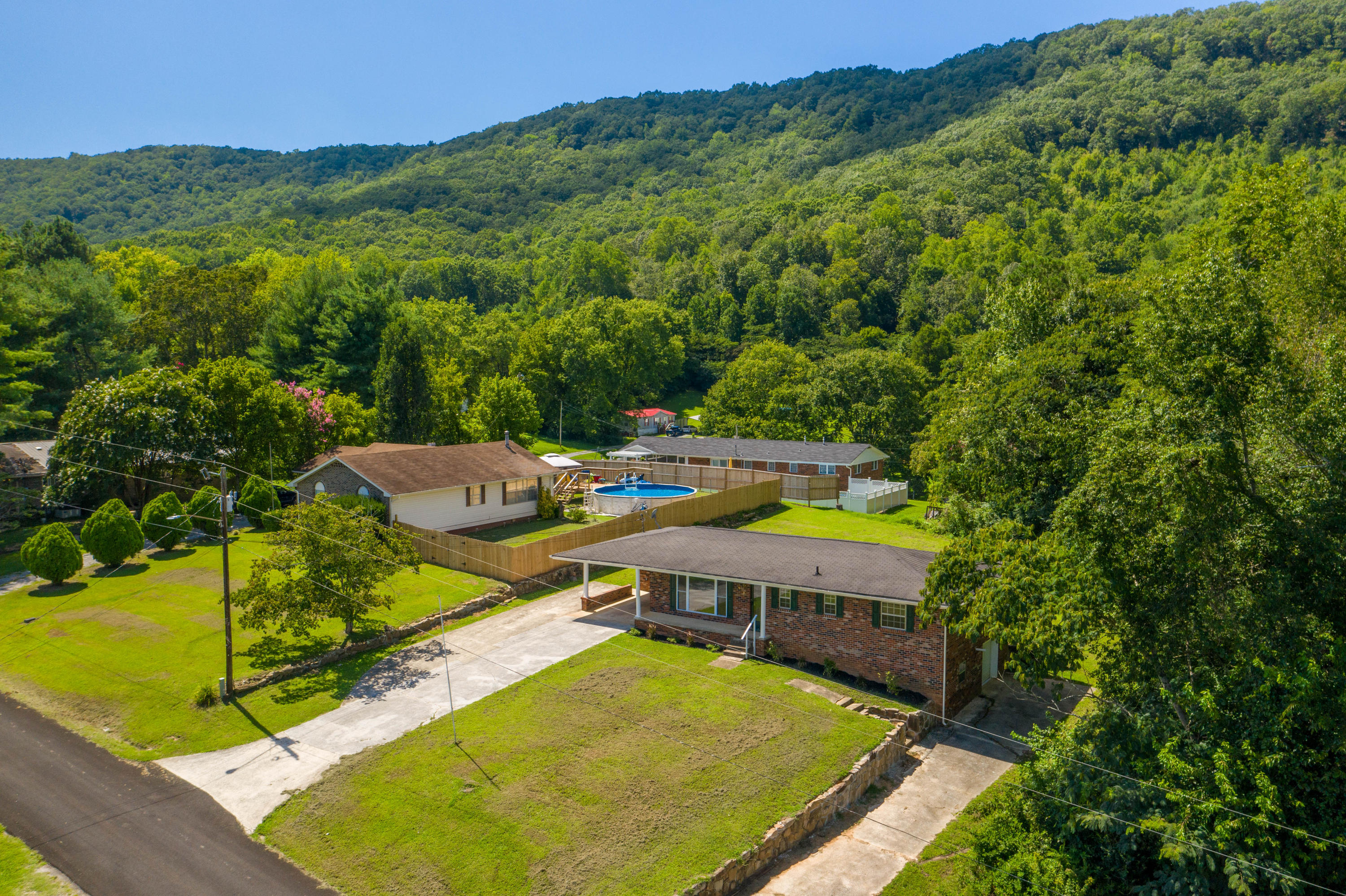 340 Pine Street Spring City, TN 37381 - Photo 29 of 37 DJI_0410