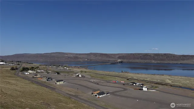 $235,000 | 120 Basin Pointe Loop, Vantage, WA 98950