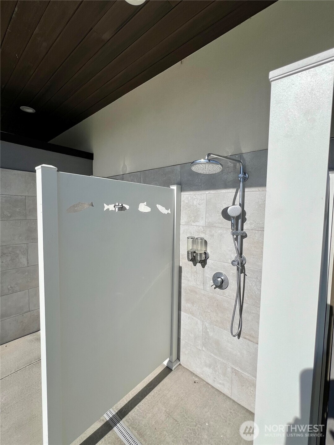 120 Basin Pointe Loop Vantage, WA 98950 - Photo 9 of 17 a bathroom with a shower and a glass door