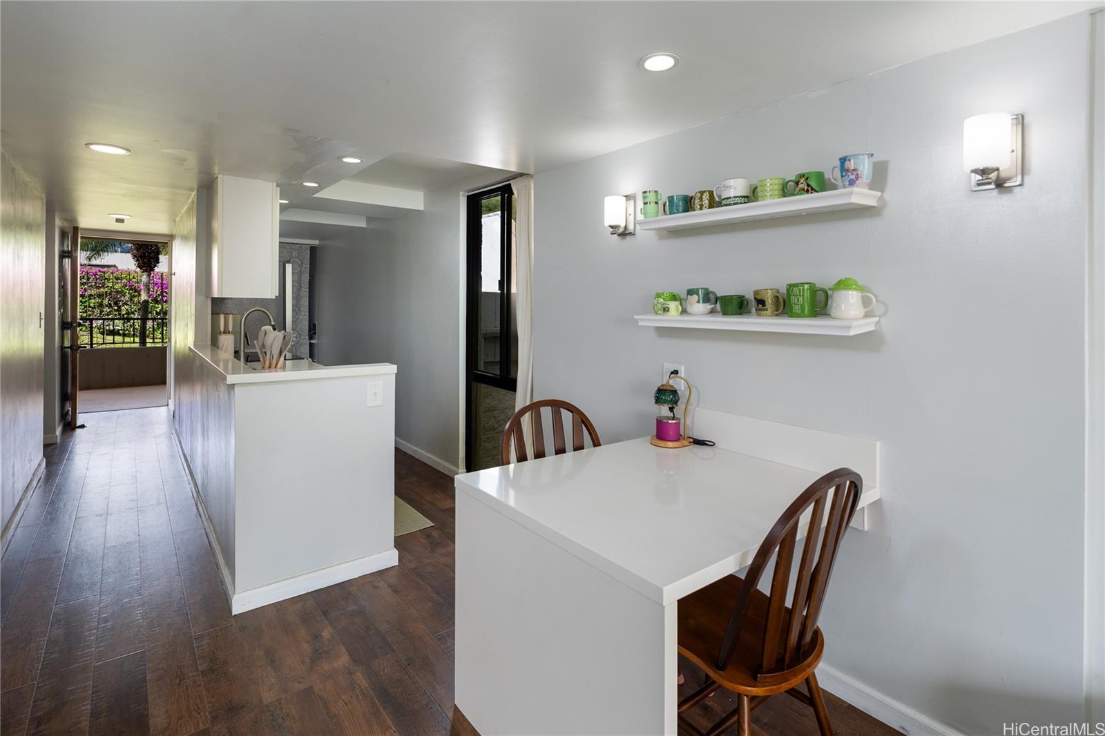 217 Prospect Street, Unit M1 Honolulu, HI 96813 - Photo 3 of 12