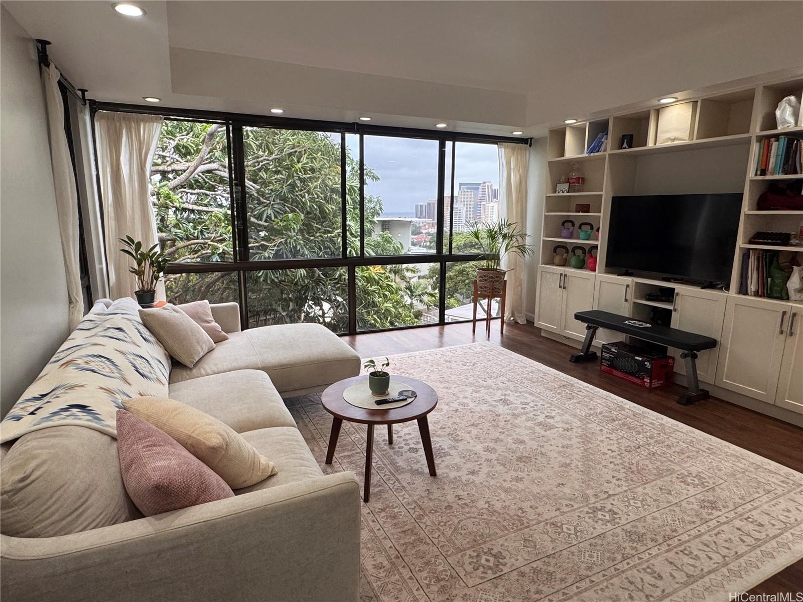 217 Prospect Street, Unit M1 Honolulu, HI 96813 - Photo 5 of 12