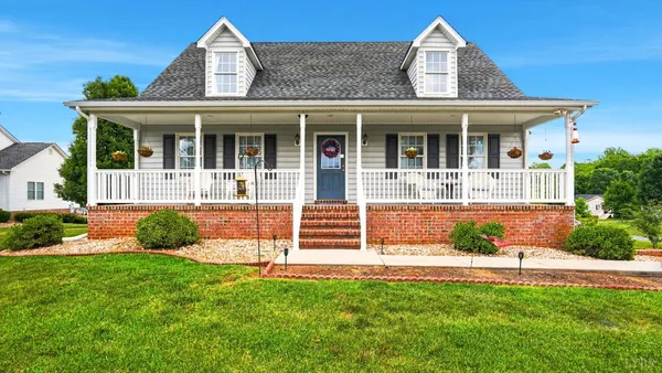 $390,000 | 18 Stallion Court, Concord, VA 24538