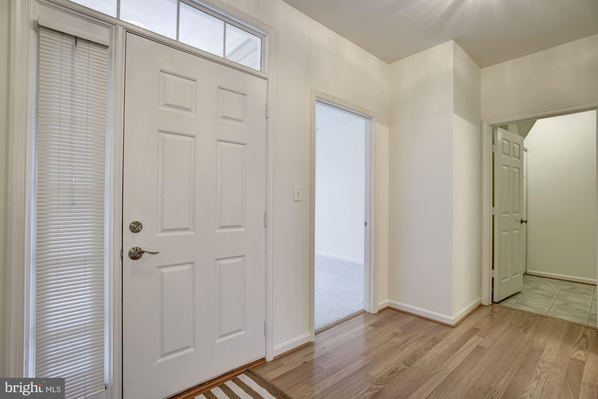 1307 Windleaf Drive, Unit 133 Reston, VA 20194 - Photo 4 of 26 Foyer....Walk right in......no steps !!