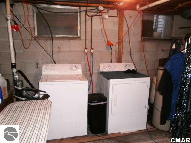 6595 West Lincoln Road Elwell, MI 48832 - Photo 14 of 24 1770000-13.JPG