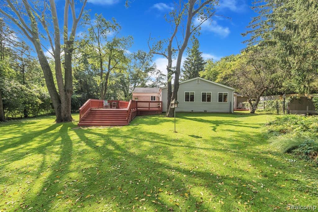 28366 Rollcrest Road Farmington Hills, MI 48334 - Photo 43 of 53