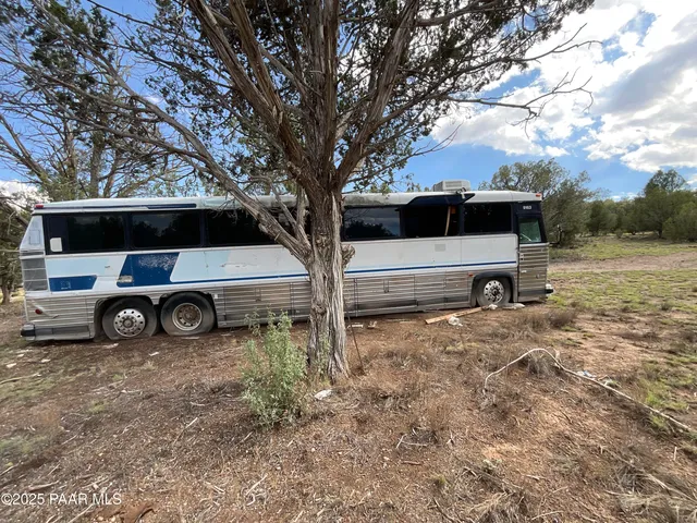a view of house with outdoor space