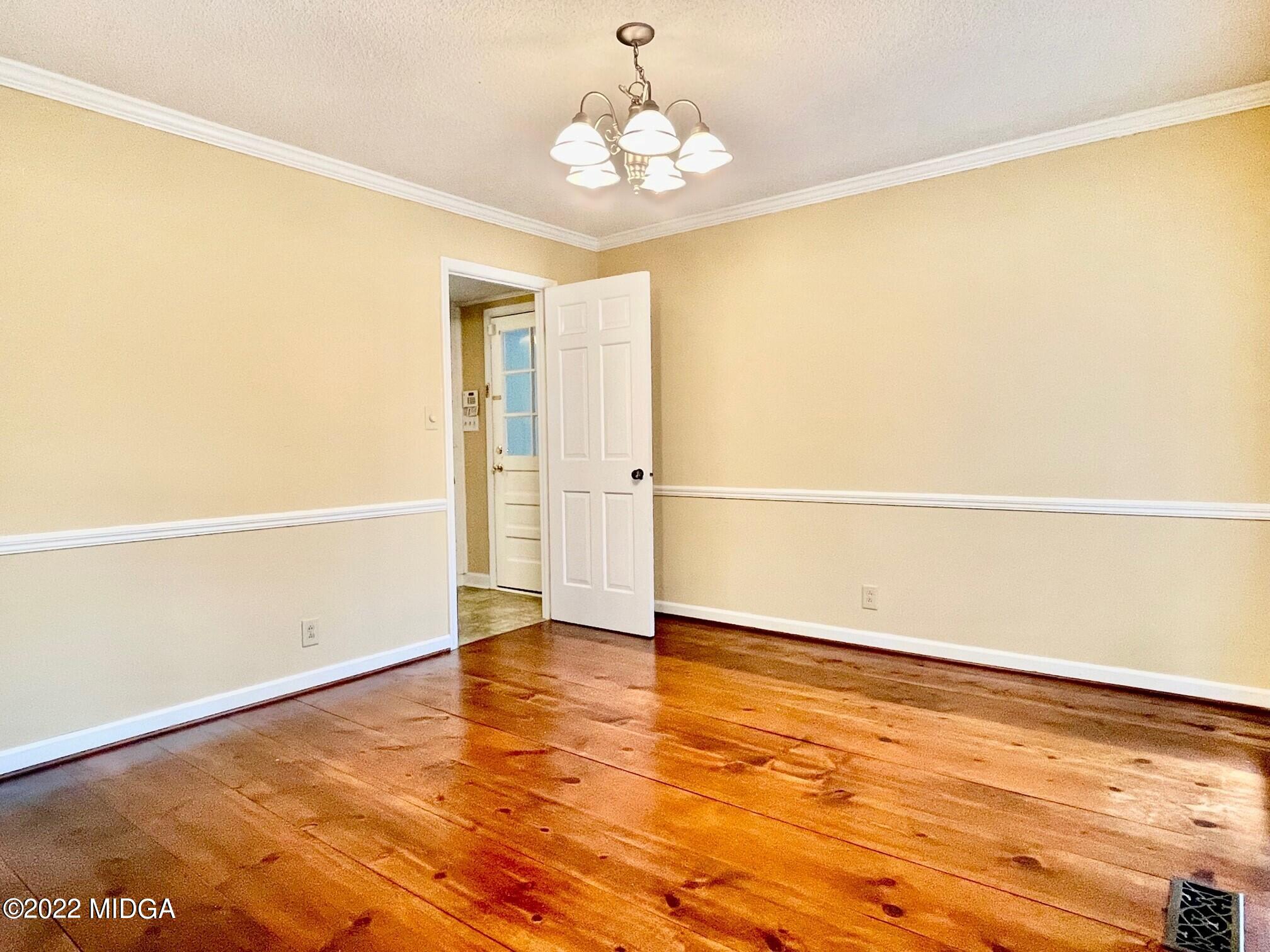 1619 Wesleyan-Bowman Road Macon, GA 31210 - Photo 5 of 23 3