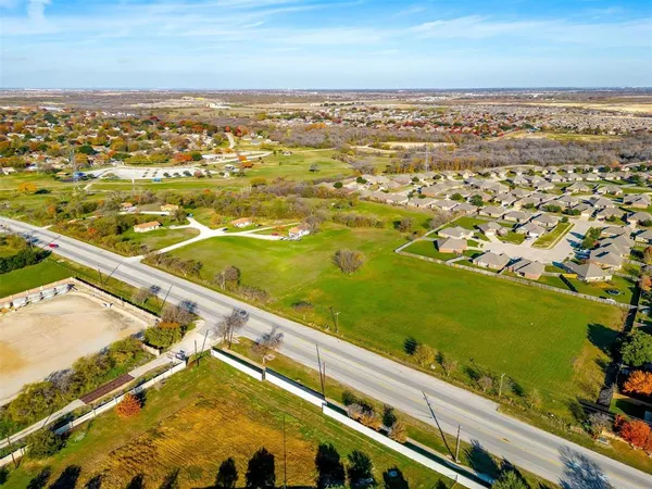 $2,943,567 | 1101 East Main Street, Crowley, TX 76036
