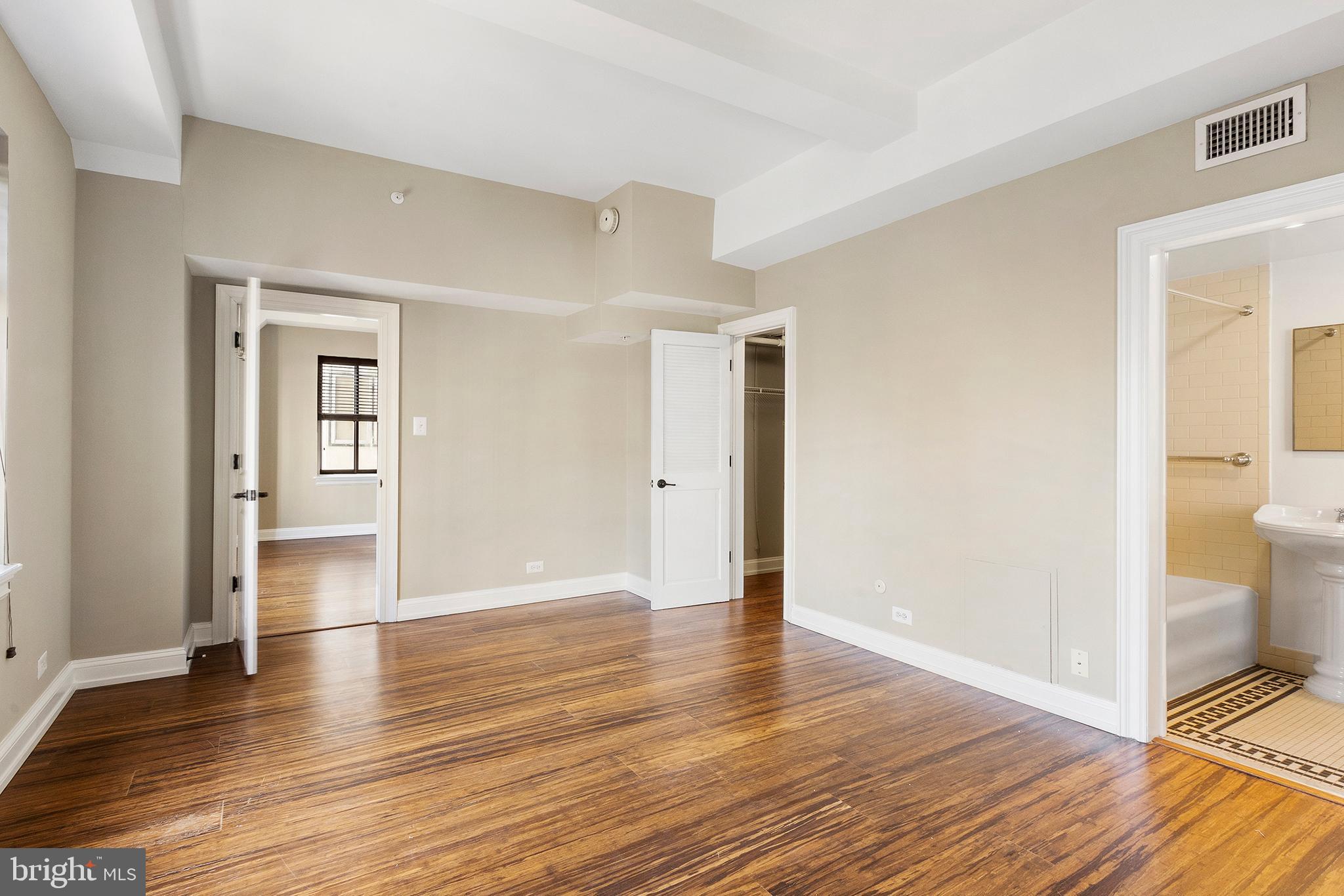 222 West Rittenhouse Square, Unit 1101 Philadelphia, PA 19103 - Photo 14 of 39