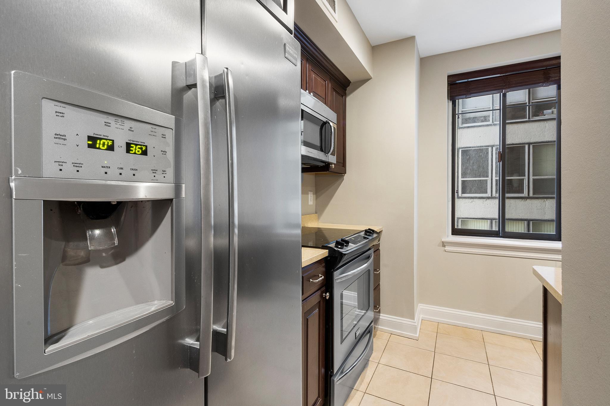 222 West Rittenhouse Square, Unit 1101 Philadelphia, PA 19103 - Photo 8 of 39