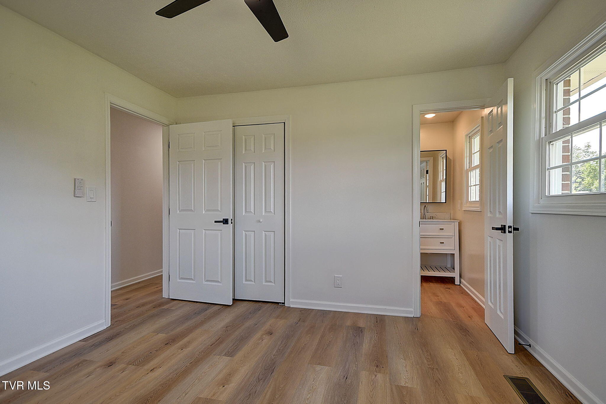 689 Liberty Church Road Kingsport, TN 37663 - Photo 20 of 46 34-web-or-mls-689 Liberty Church LG-22
