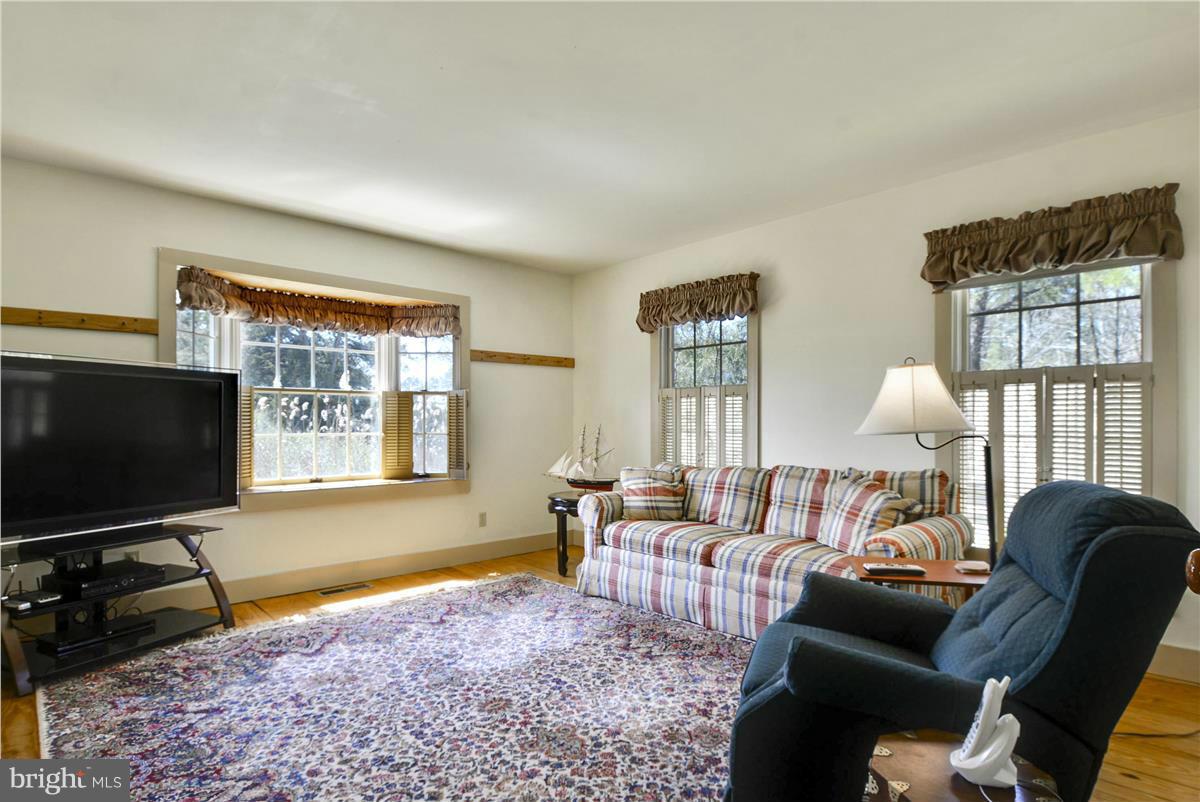 5387 Cassons Neck Road Cambridge, MD 21613 - Photo 4 of 22 Bedroom (Master)