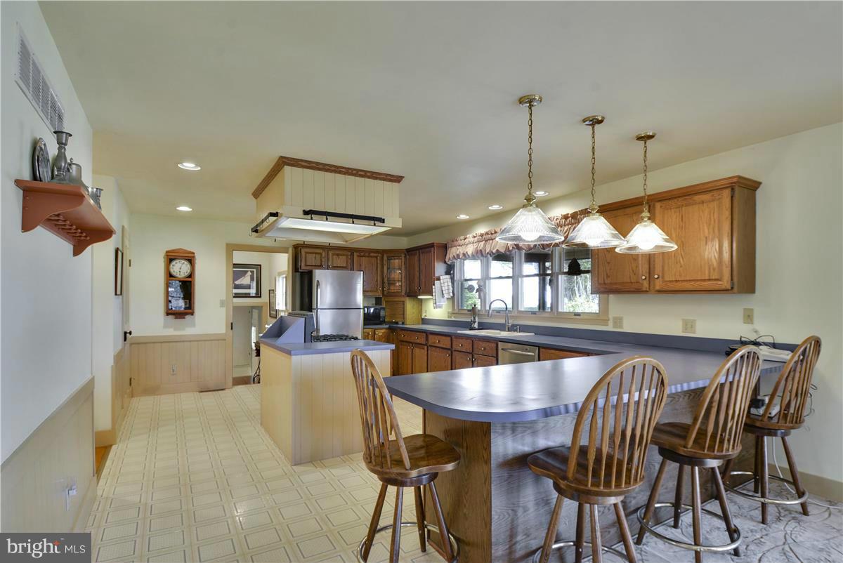 5387 Cassons Neck Road Cambridge, MD 21613 - Photo 6 of 22 Kitchen