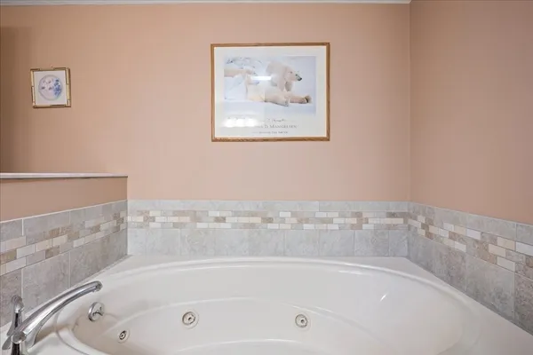 $769,000 | 7 Primmett Lane, Unit 7, Worcester, MA 01609