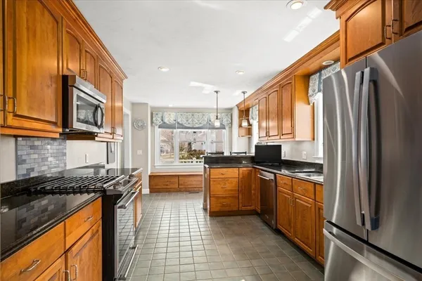 $769,000 | 7 Primmett Lane, Unit 7, Worcester, MA 01609