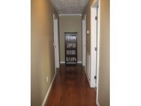 320 Poplar Grove Road Kingsport, TN 37664 - Photo 12 of 12 Nice wide hallway