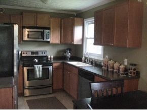 320 Poplar Grove Road Kingsport, TN 37664 - Photo 2 of 12 Beautiful updated kitchen