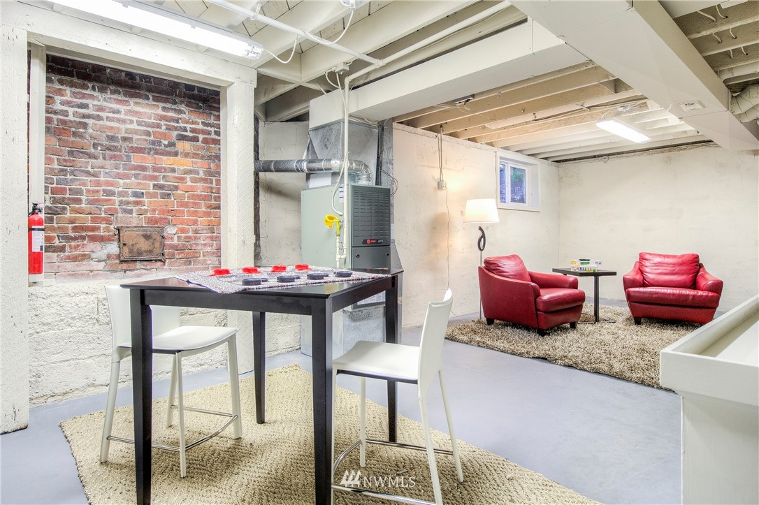 2507 Rucker Avenue Everett, WA 98201 - Photo 20 of 25