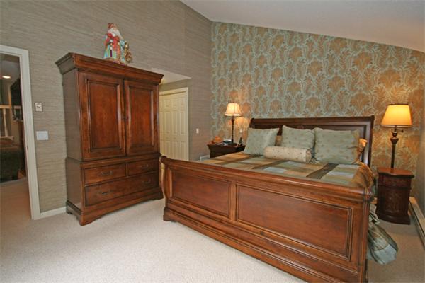 22 Pickwick Way, Unit 22 Wayland, MA 01778 - Photo 14 of 30 Gallery Image 14