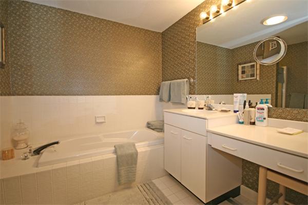 22 Pickwick Way, Unit 22 Wayland, MA 01778 - Photo 19 of 30 Gallery Image 19