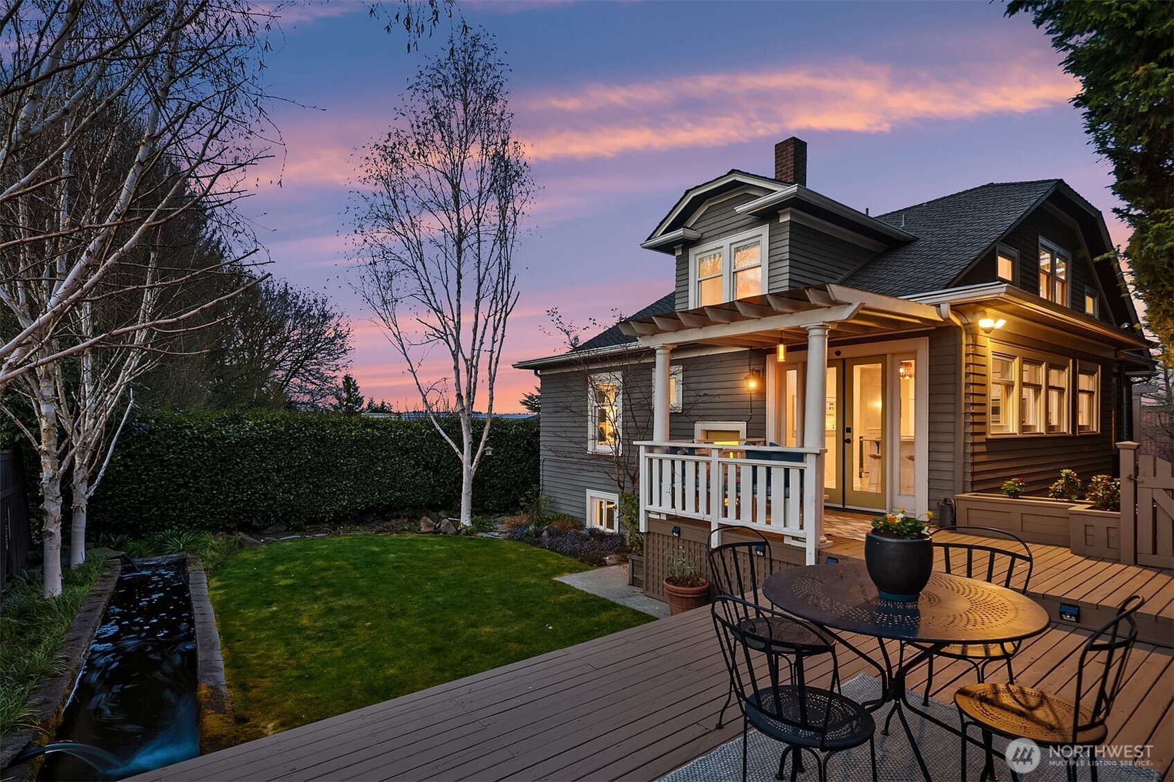 2407 11th Avenue East Seattle, WA 98102 - Photo 35 of 39