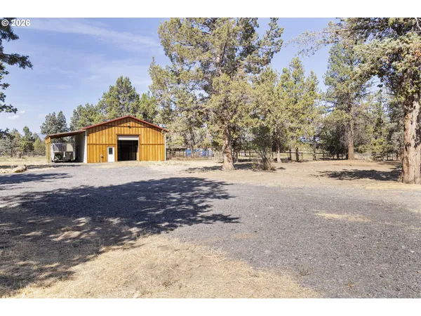 $599,999 | 17500 Forked Horn Road, Sisters, OR 97759