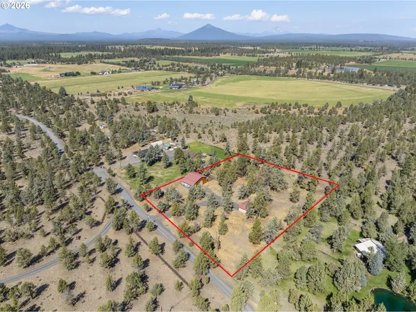 $599,999 | 17500 Forked Horn Road, Sisters, OR 97759