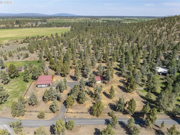 $599,999 | 17500 Forked Horn Road, Sisters, OR 97759