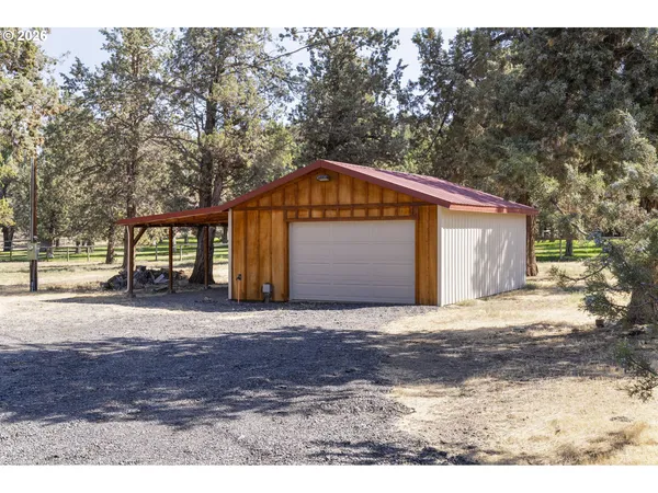 $599,999 | 17500 Forked Horn Road, Sisters, OR 97759