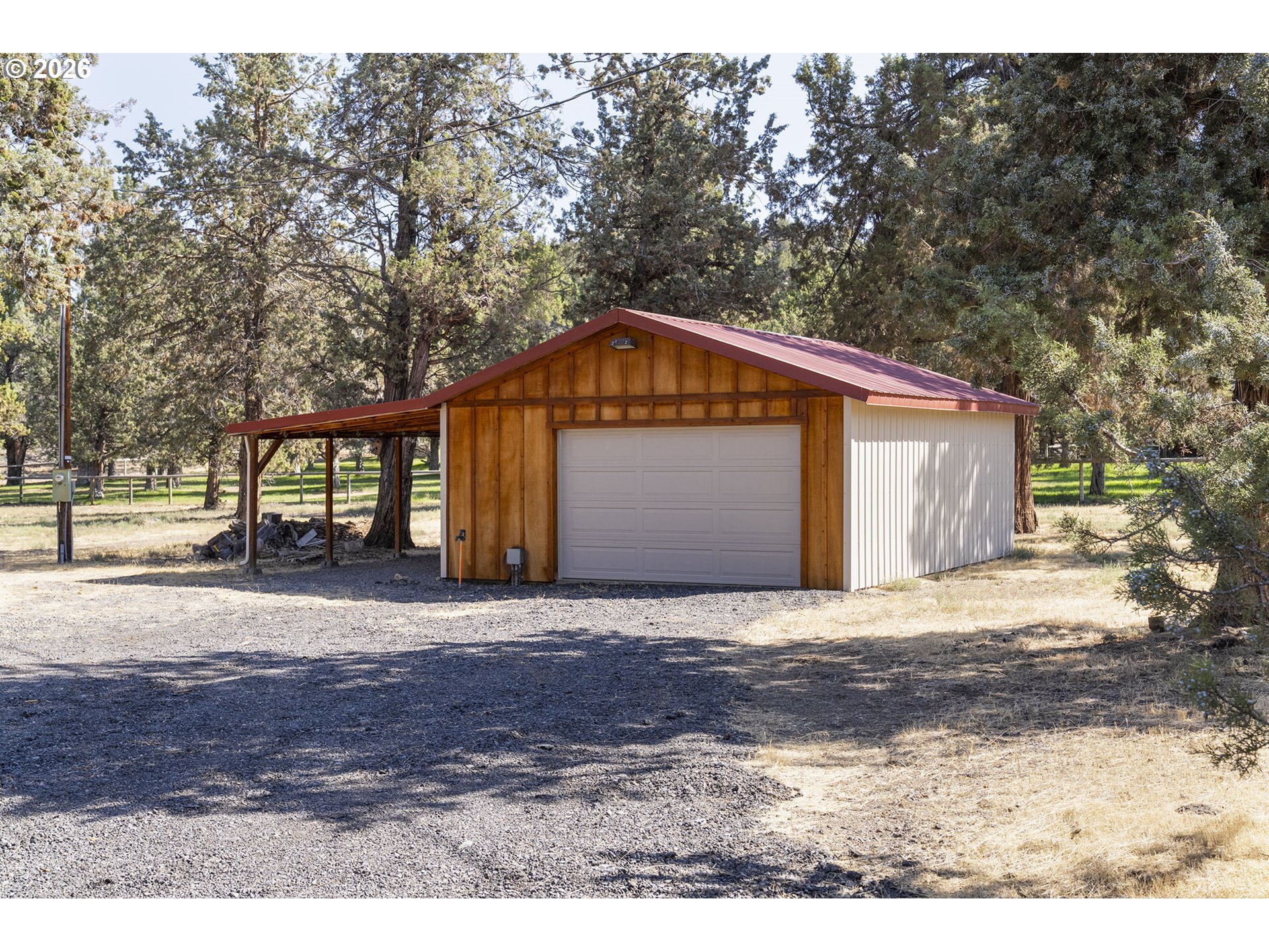 17500 Forked Horn Road Sisters, OR 97759 - Photo 2 of 31