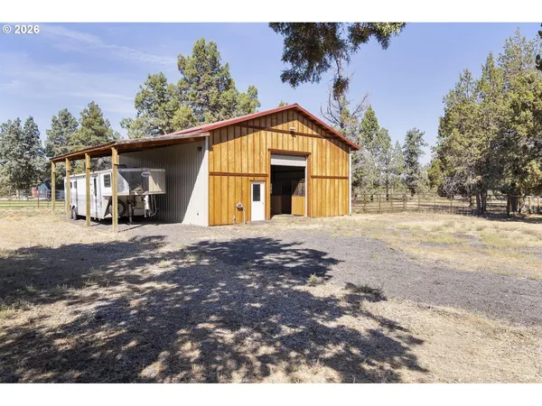 $599,999 | 17500 Forked Horn Road, Sisters, OR 97759