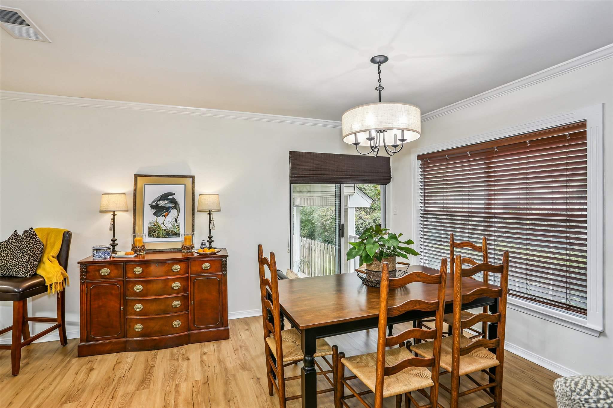 10045 Foxrun Road Pensacola, FL 32514 - Photo 12 of 36 Gallery Image 12