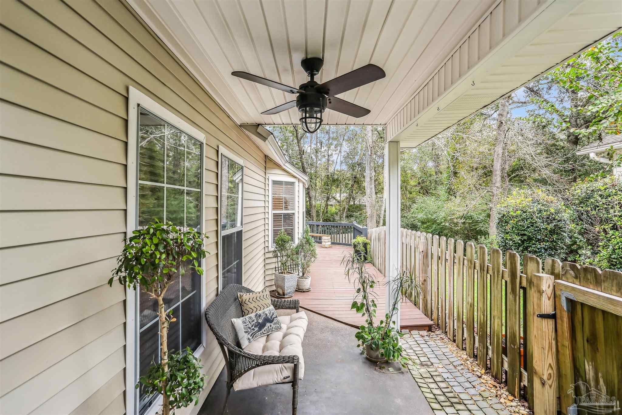 10045 Foxrun Road Pensacola, FL 32514 - Photo 13 of 36 Gallery Image 13