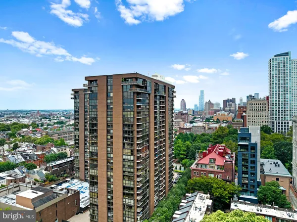 $2,195,000 | 233 South 6th Street, Unit 2009, Philadelphia, PA 19106