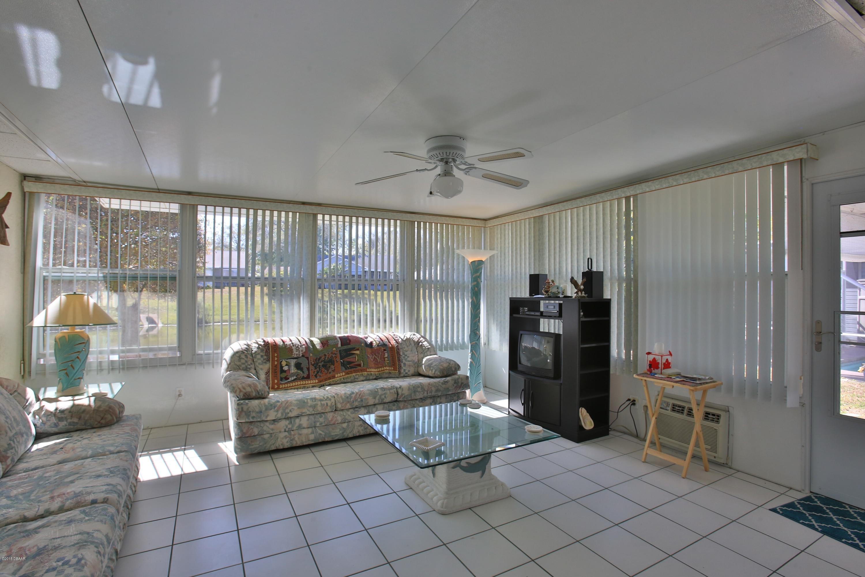 986 Deer Springs Road Port Orange, FL 32129 - Photo 13 of 26 Florida Room